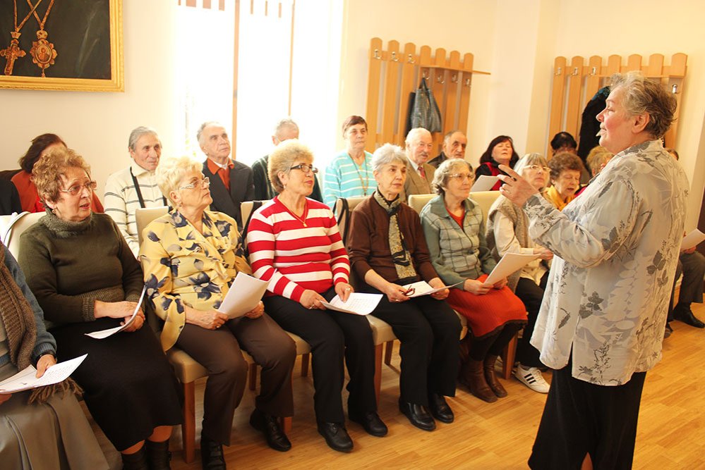 Acţiune umanitară la Centrul social „Mitropolit Firmilian“ din Craiova 80661