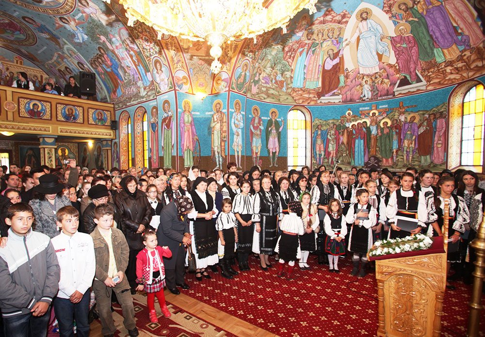 Slujiri arhiereşti în Transilvania 80659