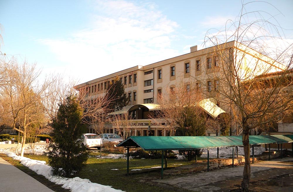 IPS Irineu, în mijlocul studenţilor teologi şi al seminariştilor craioveni 80602