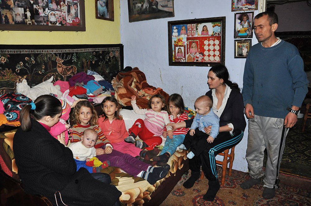 Faptă de milostenie pentru o familie nevoiaşă din satul Focuri 80505