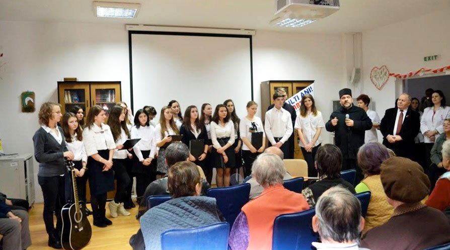 „Un mărţişor, o recunoştinţă“, la Centrul Social „Pietricica“ 80506
