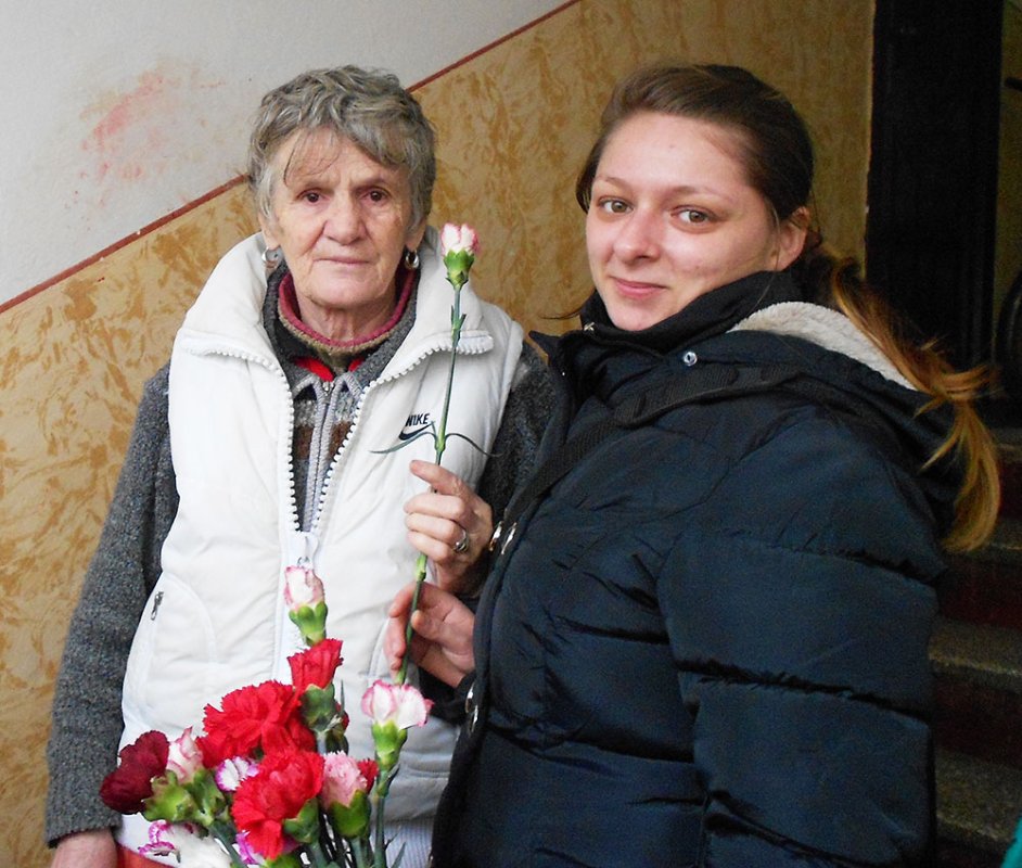 Ziua Femeii în aşezămintele Filantropiei Alba Iulia 80490