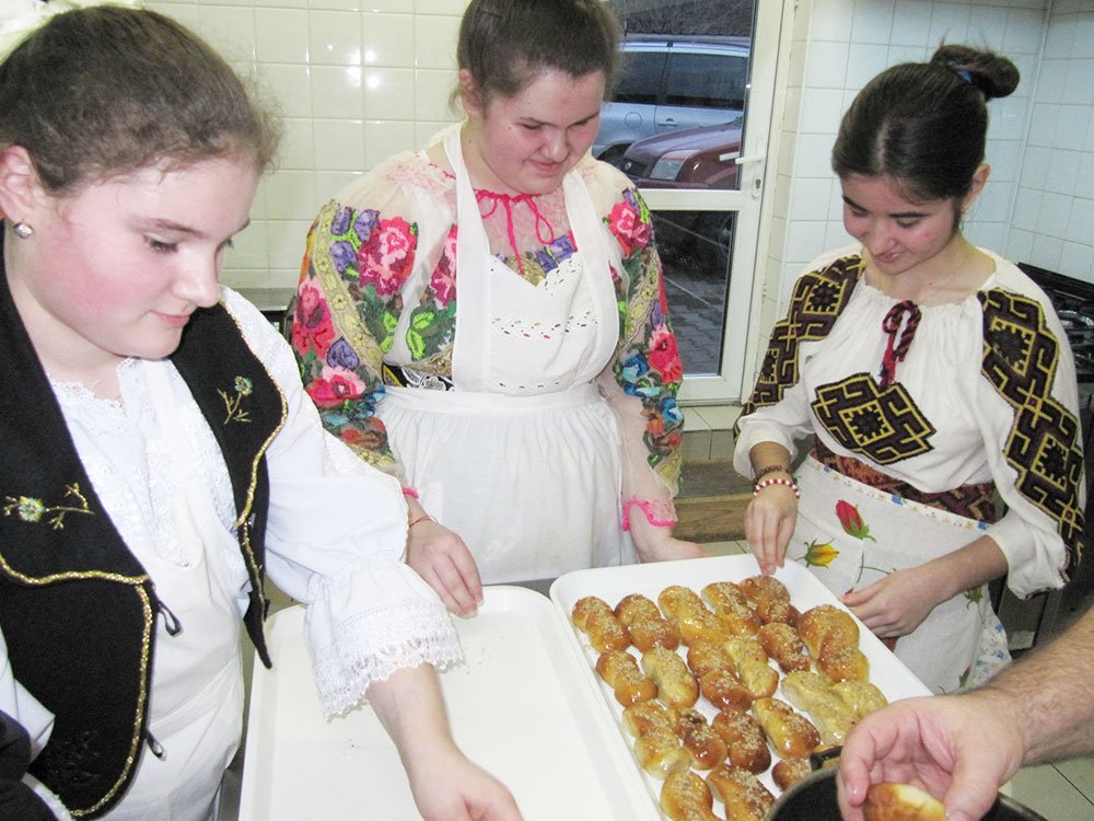 Tradiţie culinară de „mucenici“ la Câlnic 80445
