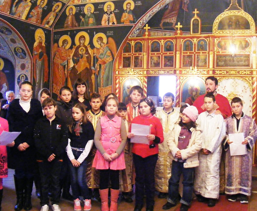 „Sfânta Euharistie - Lumina vieţii creştine“, în Parohia Sărămaş 80390