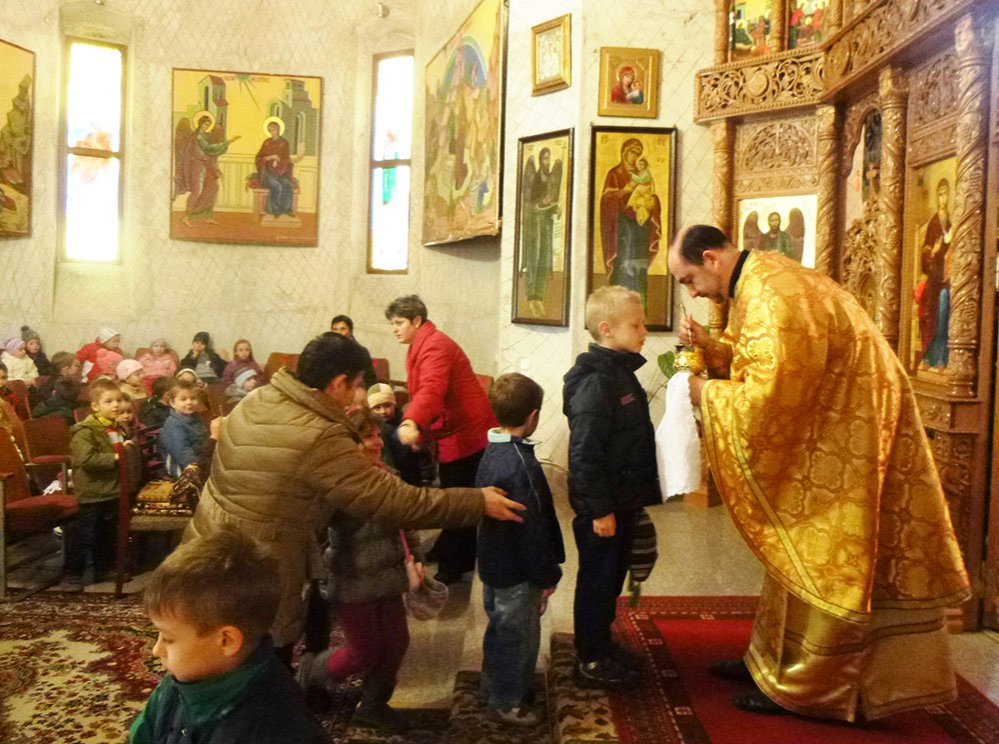 Taina Sfintei Împărtăşanii pentru preşcolari, în Mărăşti 80391