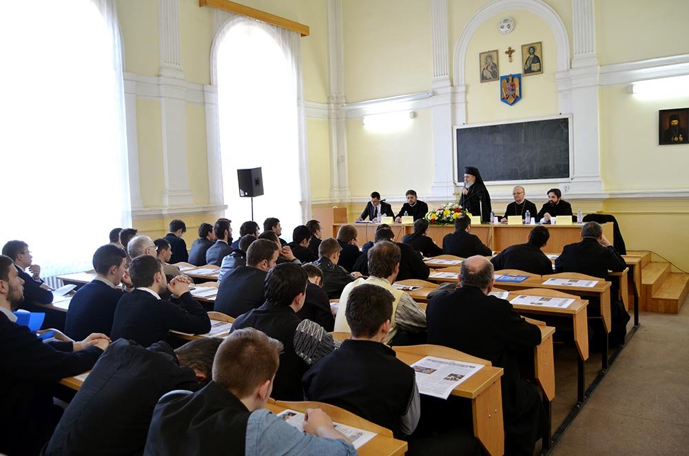 Simpozion de teologie la Arad 80309