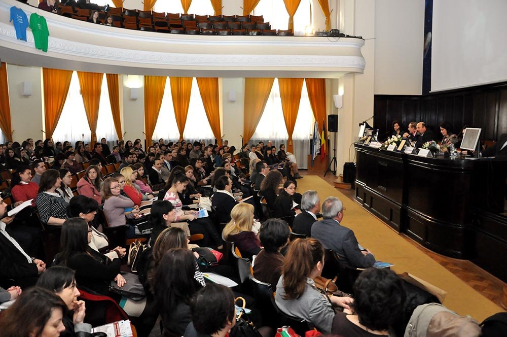 „Zilele Asistenţei Sociale 2014“ au debutat la Iaşi 80269