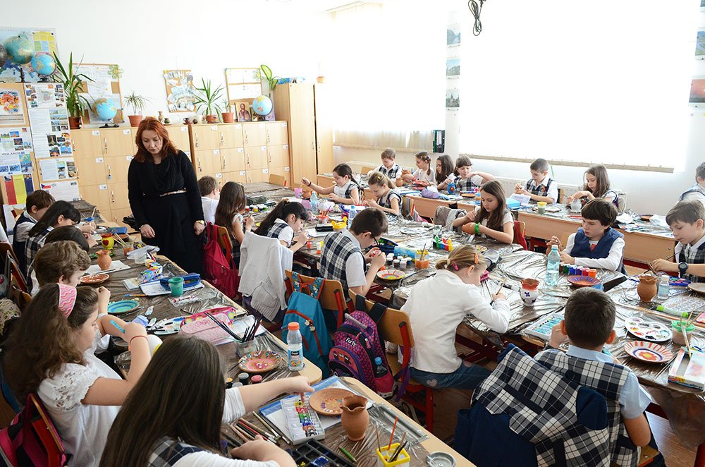 Târg caritabil la Parohia „Sfinţii Arhangheli“ - Huedin 80255