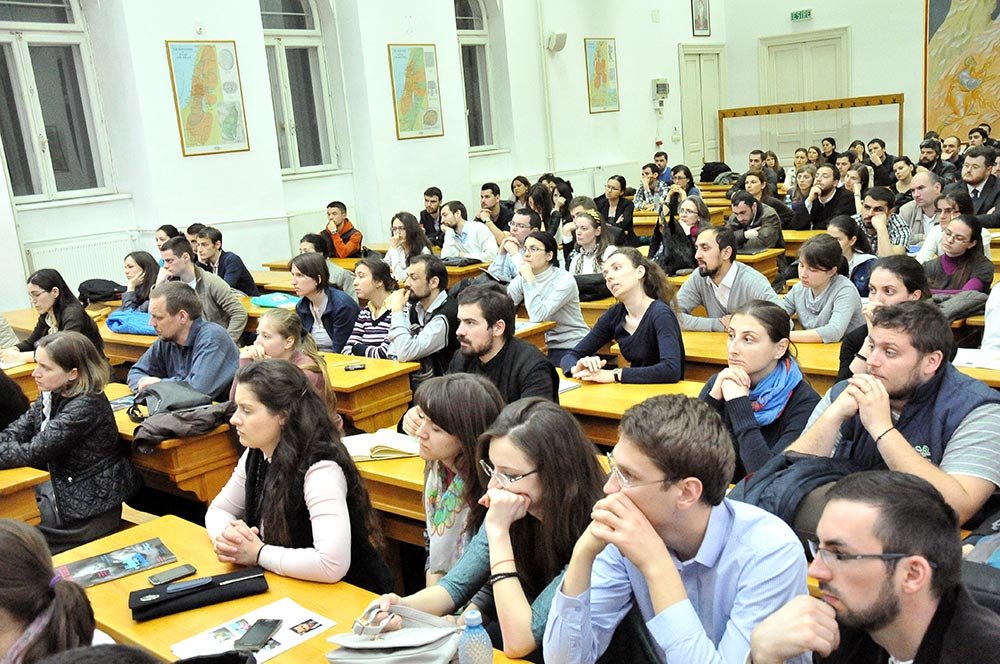 Adopţia, un act care învinge egoismul uman 80189