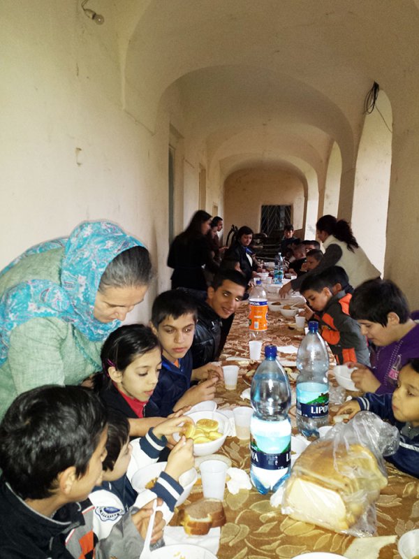 Dar din iubire, înainte de târnosire 80186