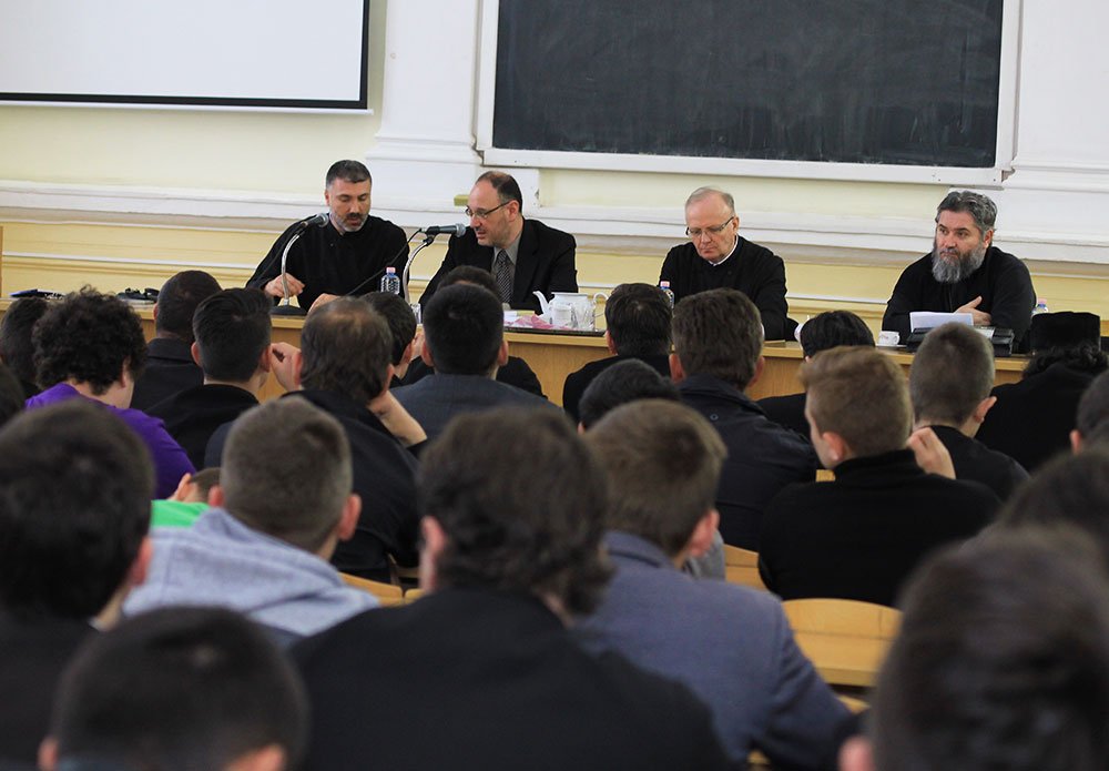 Dezbateri teologice la Arad 80160