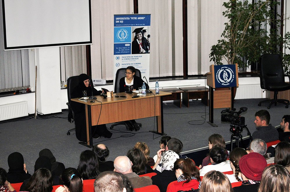 „Ne unim cu Dumnezeu chemându-L acolo unde suntem, în neputinţele noastre“ 80152