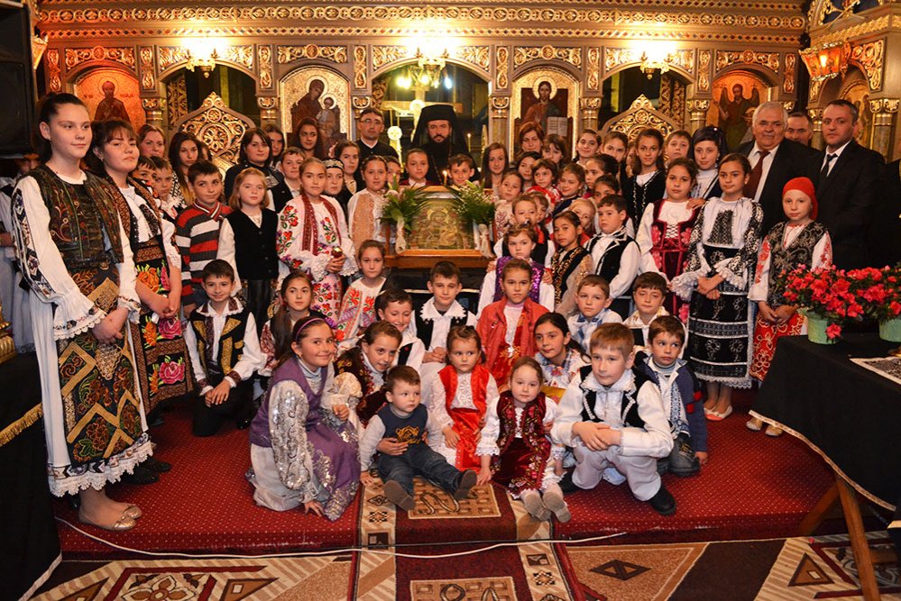 Seară duhovnicească în Parohia Măru 80135