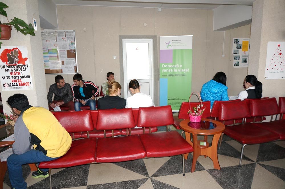 Dăruieşte viaţă! Vino să donezi sânge! 80112