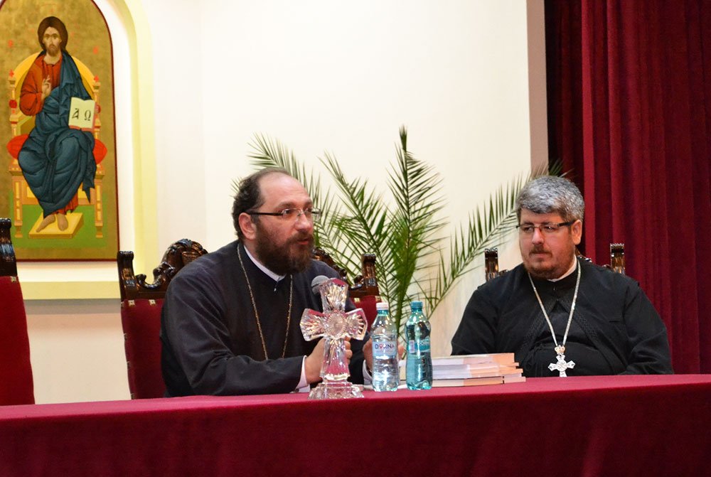 Dialog cu tinerii despre Hristos şi Sfintele Taine 80109