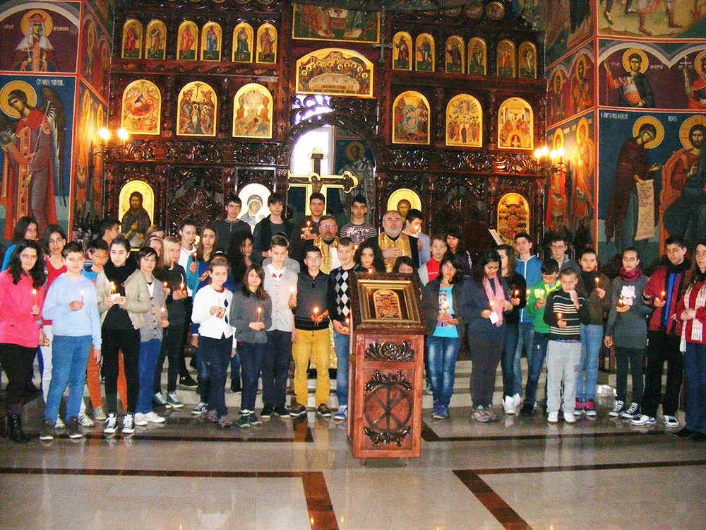 Sprijin pentru vârstnicii din Parohia „Tuturor Sfinţilor“ din Cluj-Napoca 80105