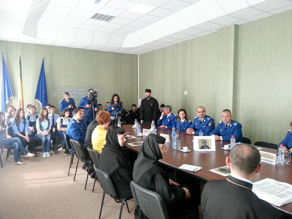 Simpozion în cinstea Sfinţilor Brâncoveni la Drăgăşani 80077