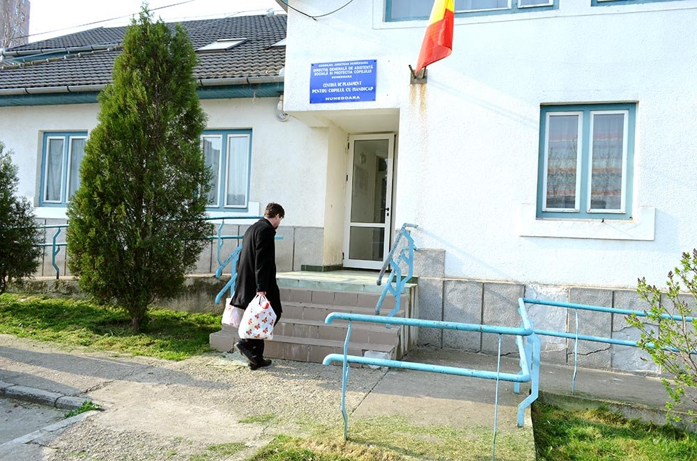 Colectă de alimente în Protopopiatul Deva 80048