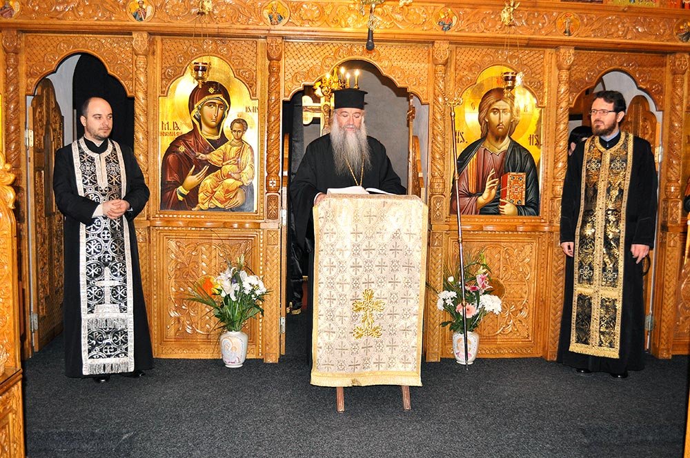 Denia Canonului la Paraclisul Catedralei episcopale din Severin 79975