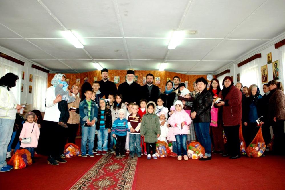 Proiectul social-filantropic „Campionii Bucuriei“ la Argeş 79944