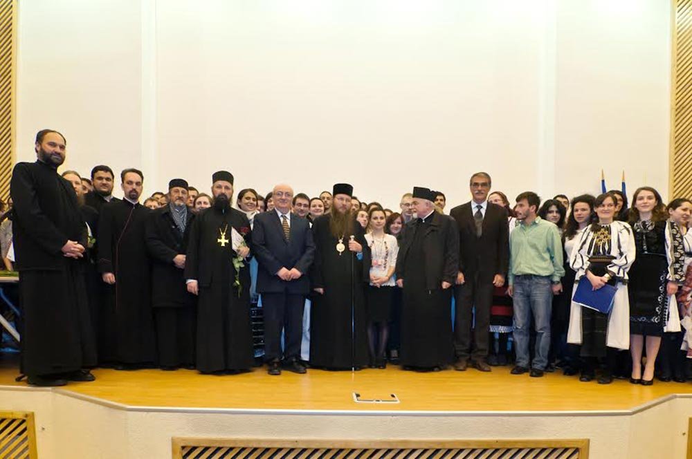 Două decenii de activitate rodnică 79893