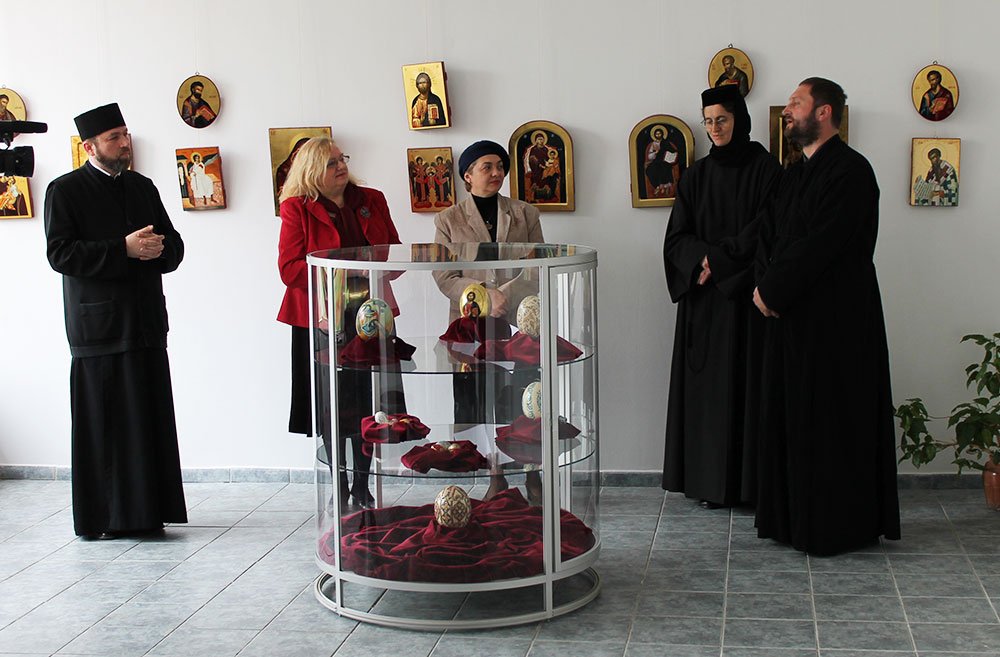 Expoziţie de icoane a Mănăstirii Dragomirna 79819