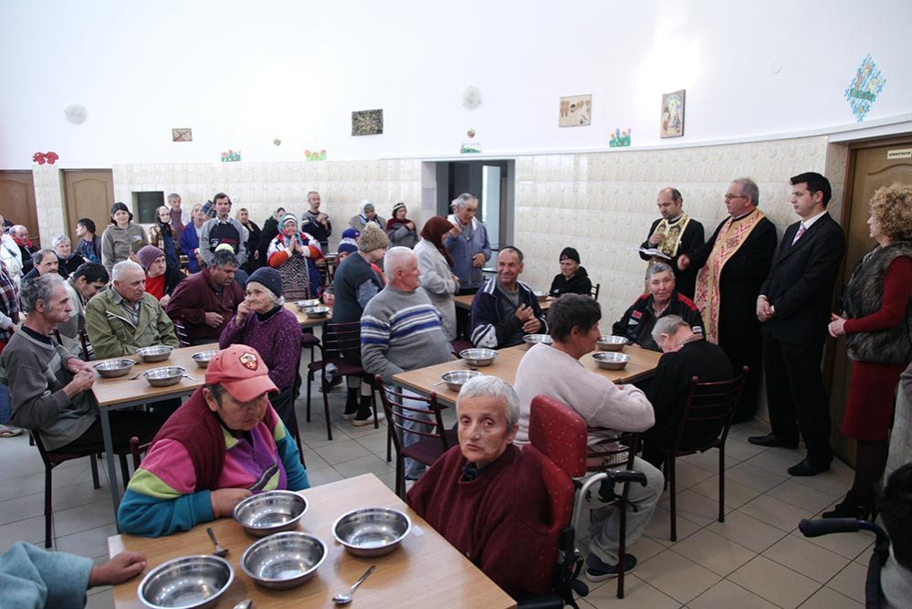 Binecuvântare pentru persoanele cu dizabilităţi din Sibiu 79771