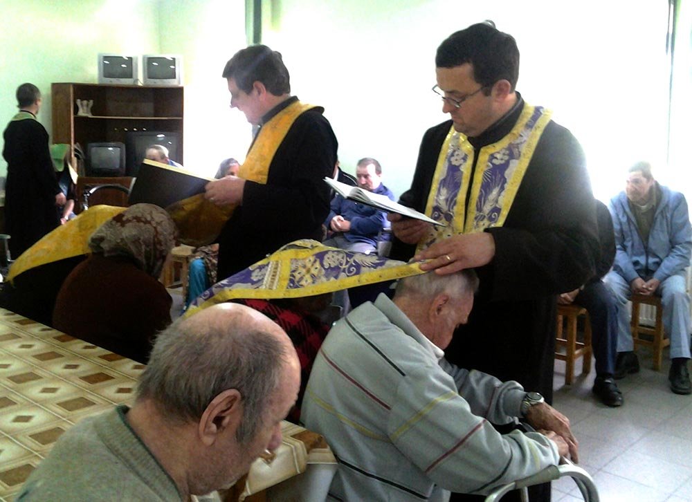 Sfântul Maslu pentru pensionari, la Agnita 79774