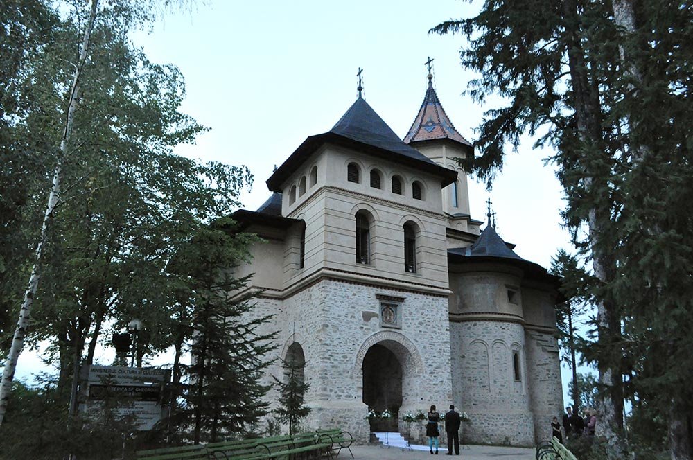 „Sufletul plin de credinţă se bucură de prezenţa lui Dumnezeu“ 79736