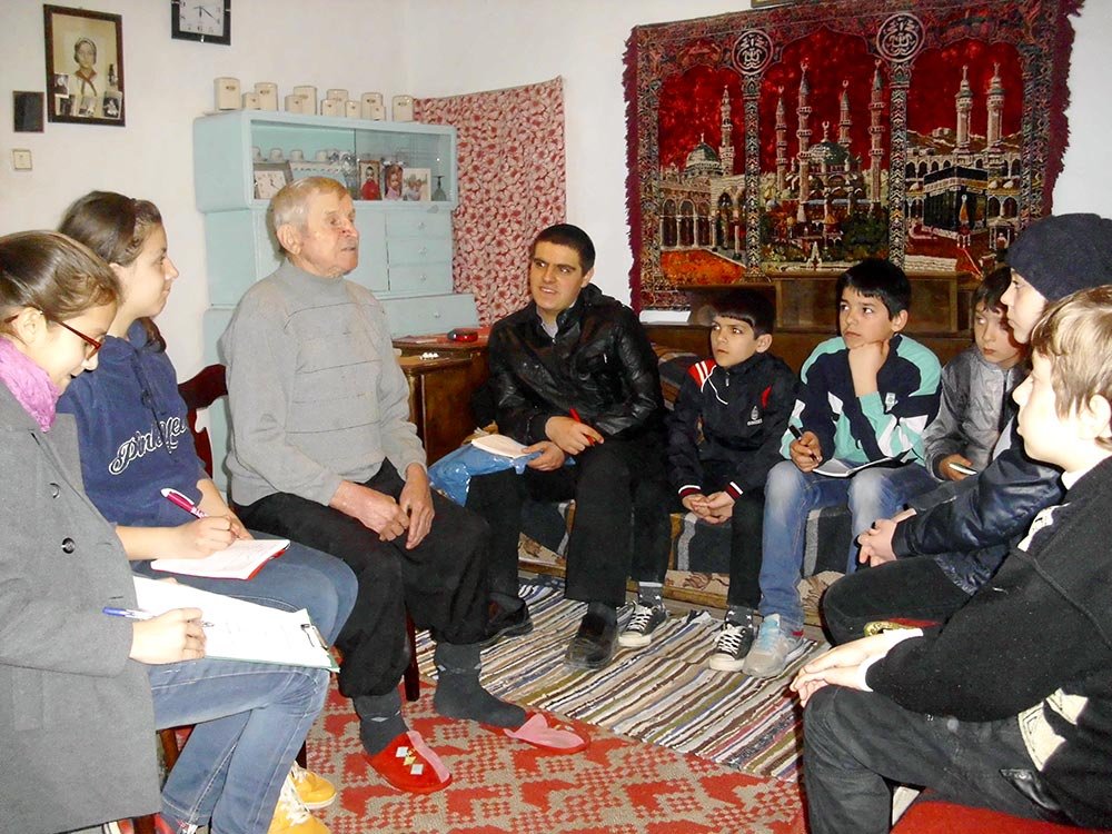 „Sfânta Euharistie - lumina vieţii creştine“ 79656