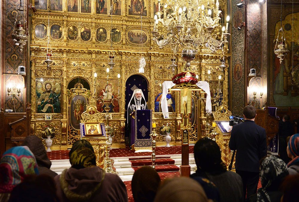 Taina iubirii divine răstignite de lumea păcatului 79650