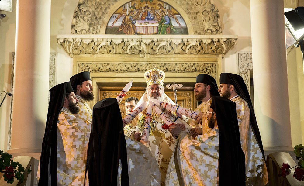  Învierea Domnului este izvor de pace, lumină şi bucurie 79631