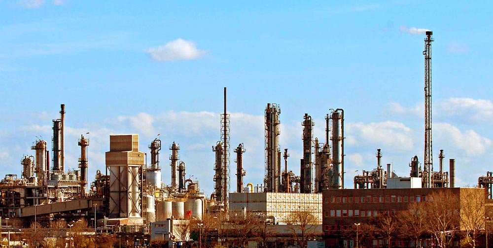 Marii consumatori de energie nu vor putea face concedieri 79616