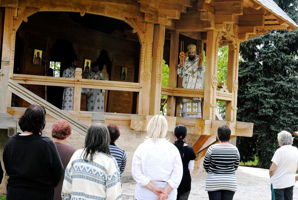 Prima slujire la paraclisul de la Otlaca-Pustă, Ungaria 79586