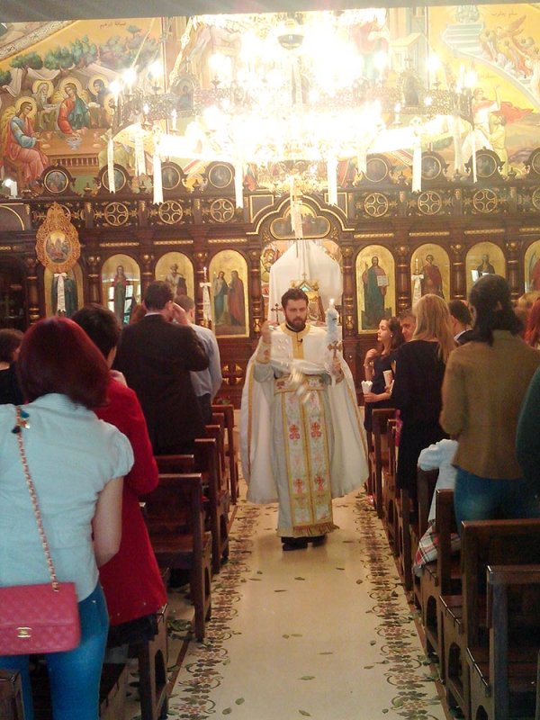 Bucurie pascală pentru românii din Beirut 79565