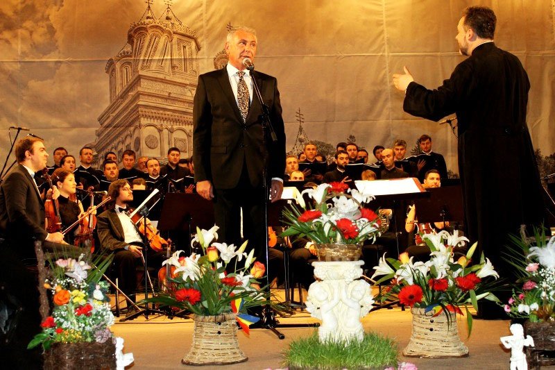 Concert pascal în Arhiepiscopia Argeşului şi Muscelului 79506