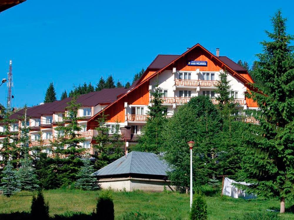 150 de elevi participă, zilele acestea, la Durău la concursul „Lumina din sufletul meu“ 79478