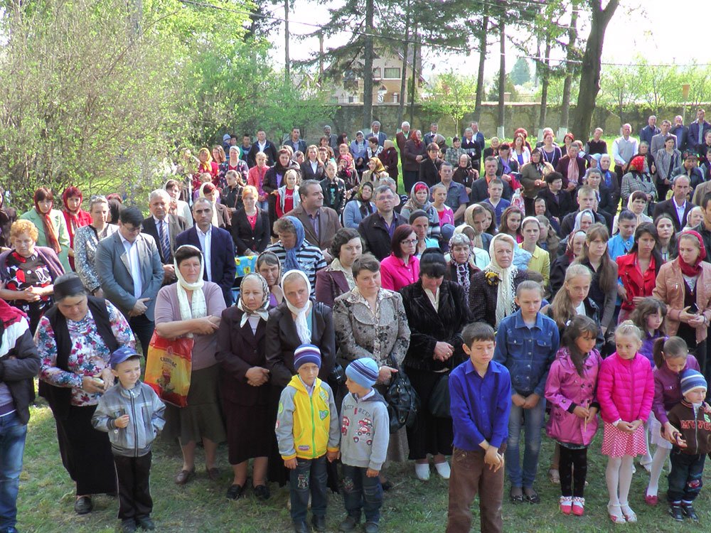 Binecuvântare arhierească în Parohia Hânţeşti 79455