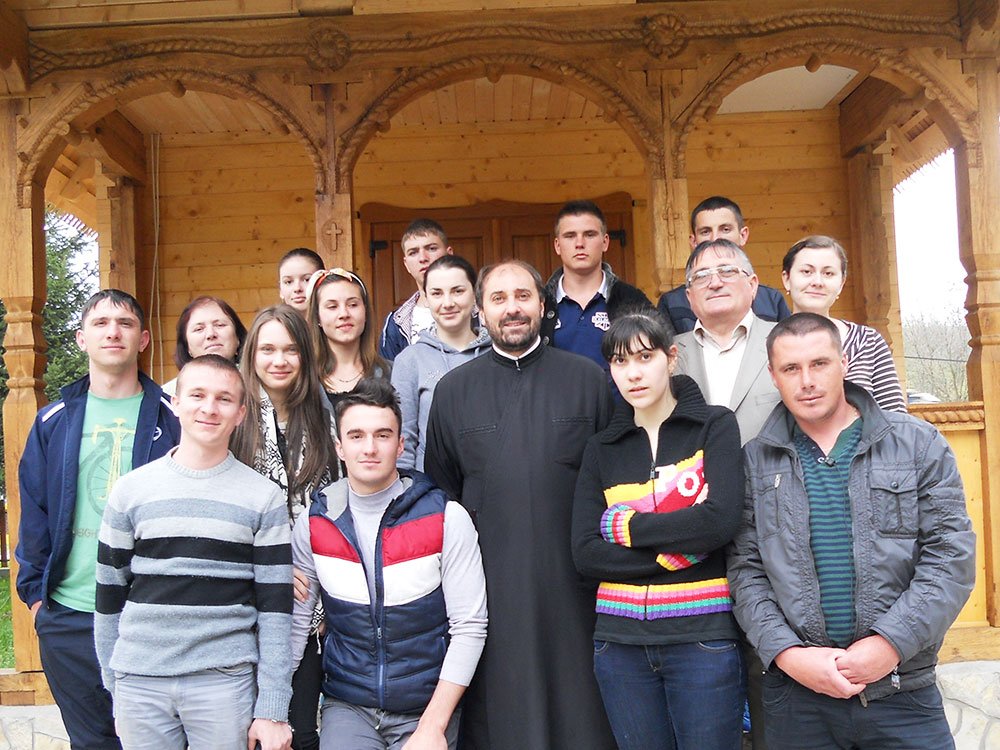 Liceeni din Republica Moldova, oaspeţi ai Centrului „Vestitorii bucuriei“ - Bălţăteşti 79458