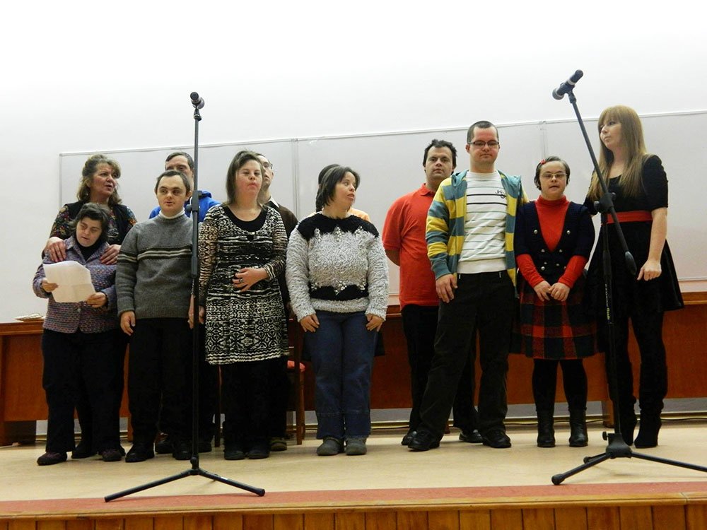 Festivalul „Flori de speranţă“ pentru persoanele cu sindrom Down, la Cluj-Napoca 79409