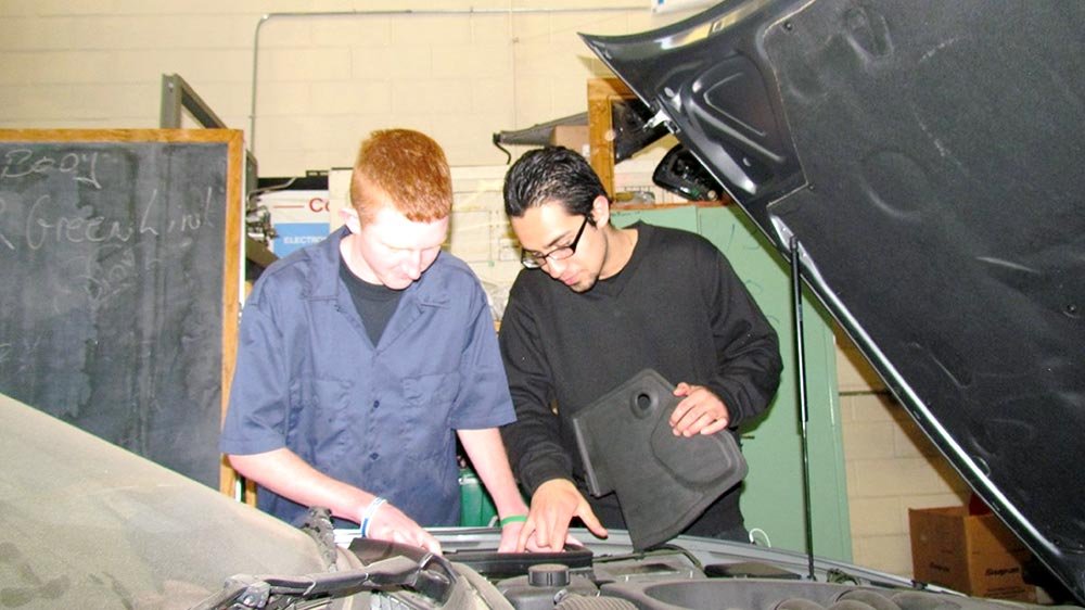 Număr dublu de ore de practică în învăţământul profesional 79396