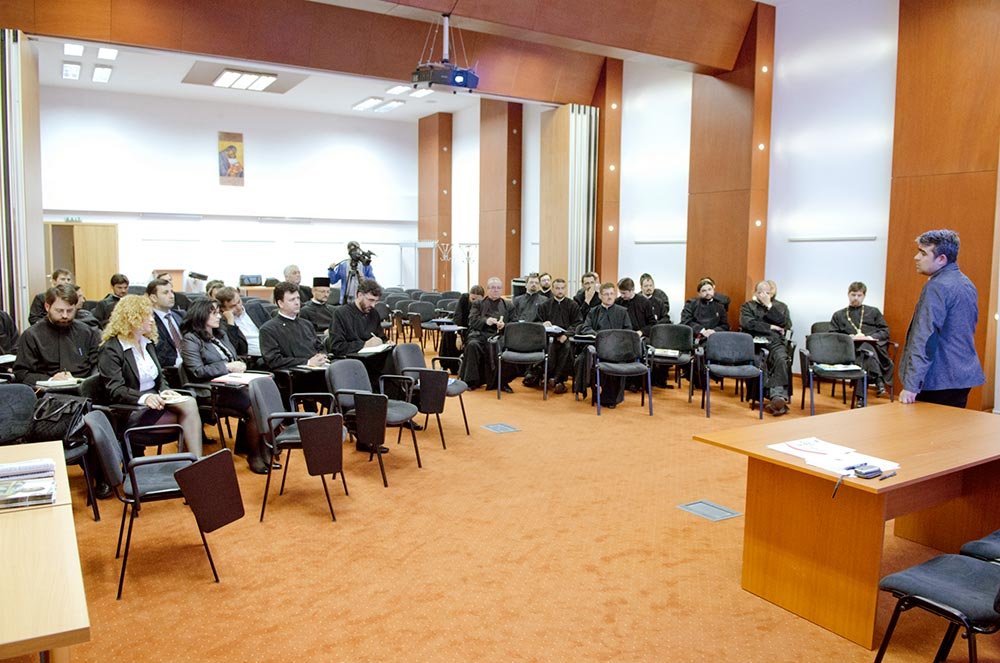 Adunarea Generală a Federaţiei Filantropia 79359