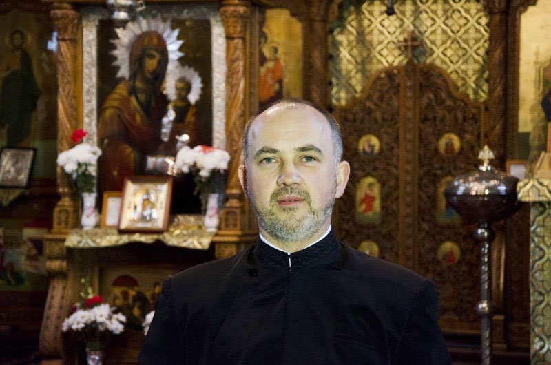 „E mult prea mercantil să te gândeşti cât să dăruieşti“ 79342