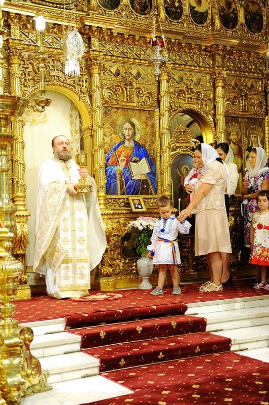 În ce condiţii mă pot împărtăşi în Săptămâna Luminată? 79364