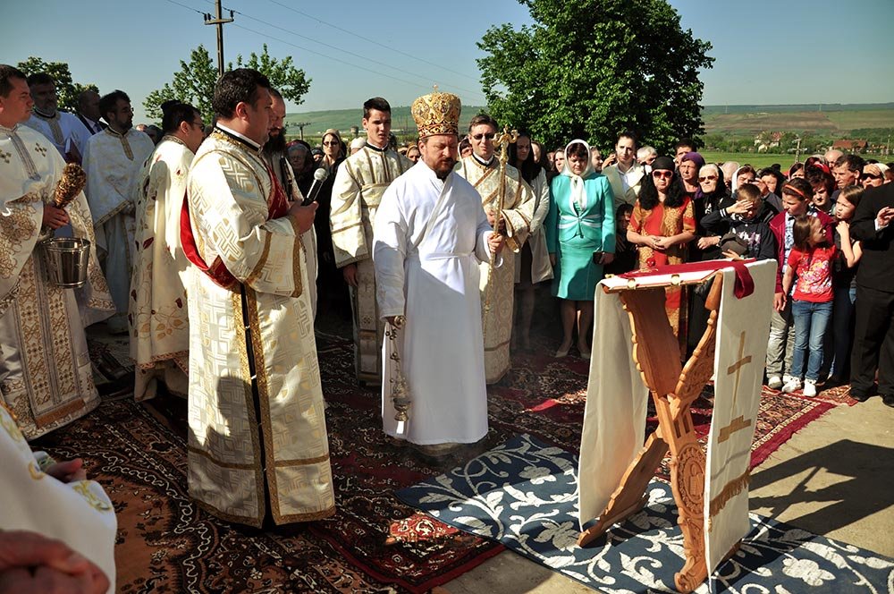 „Înălţarea crucii unei biserici reprezintă semnul biruinţei“ 79279