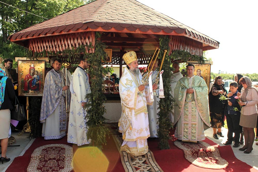 Rugăciune şi binecuvântare la Bălăceşti şi Turnu Severin 79288