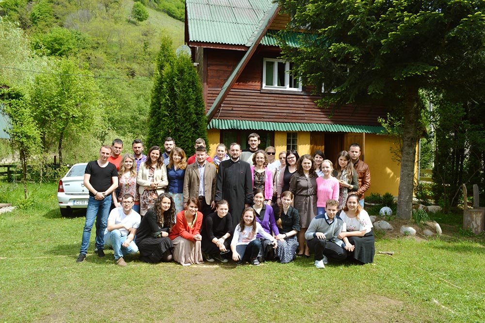 Tabără la Mărişel pentru tineri clujeni 79257