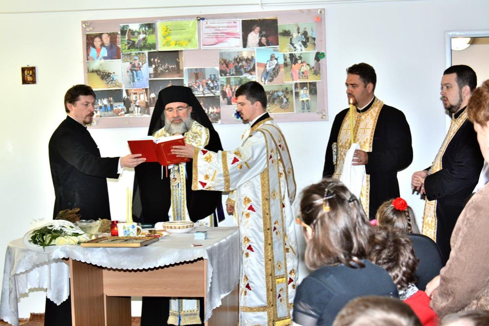 Centru de kinetoterapie inaugurat la Roman 79207