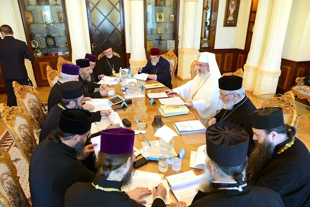 Sinodul mitropolitan al Mitropoliei Munteniei şi Dobrogei, în şedinţă de lucru 79112