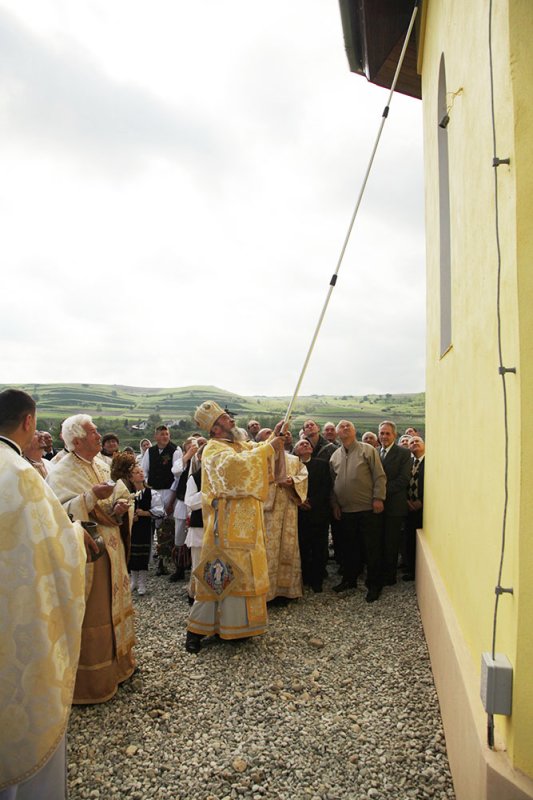 Slujiri arhiereşti în Duminica Samarinencei 79110